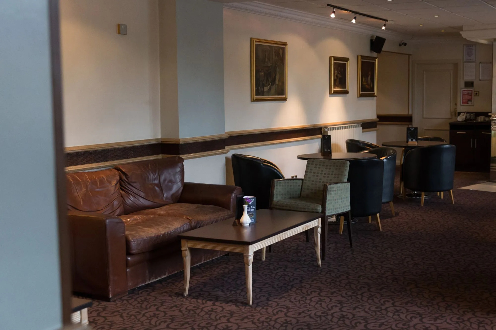 The Hog's Back Hotel & Spa Farnham