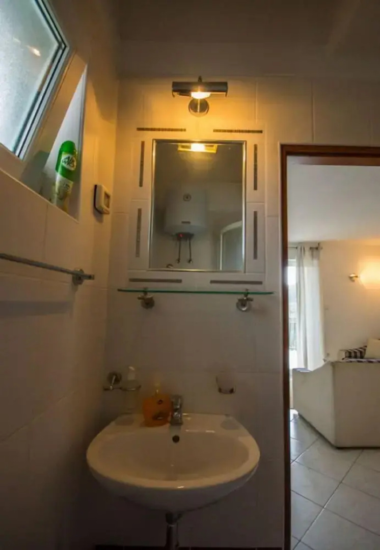 Daju - 3 Colours - A1 Plavi