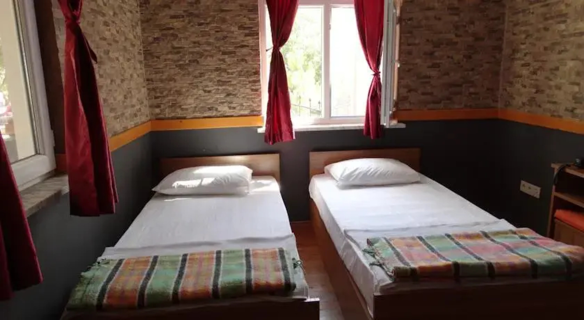 Danube Surf House and Academy