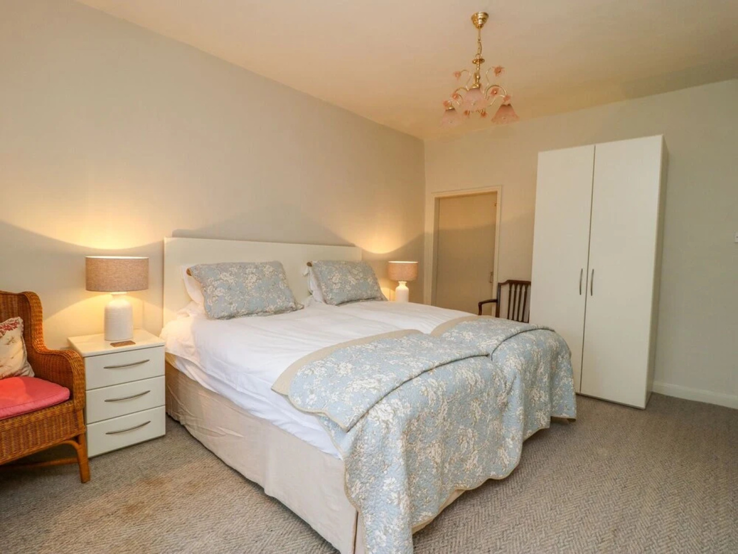 The Nook Bank Newton