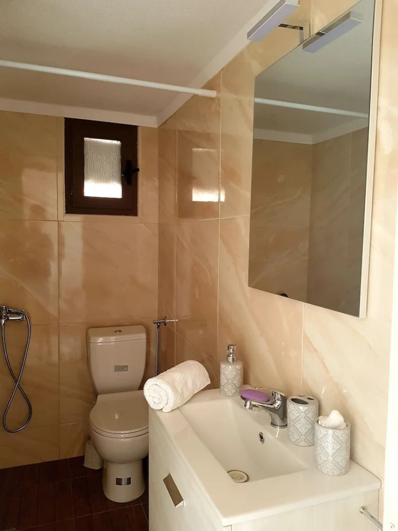 Emmanouil Airport Beach Apartment