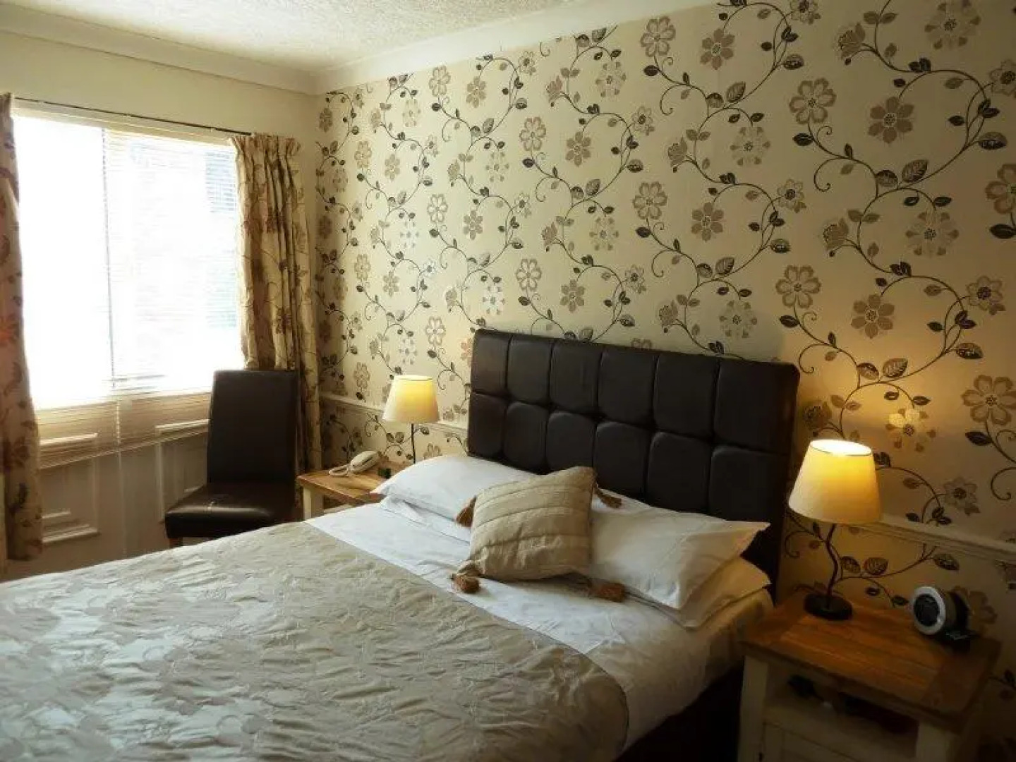 Knavesmire Manor Hotel