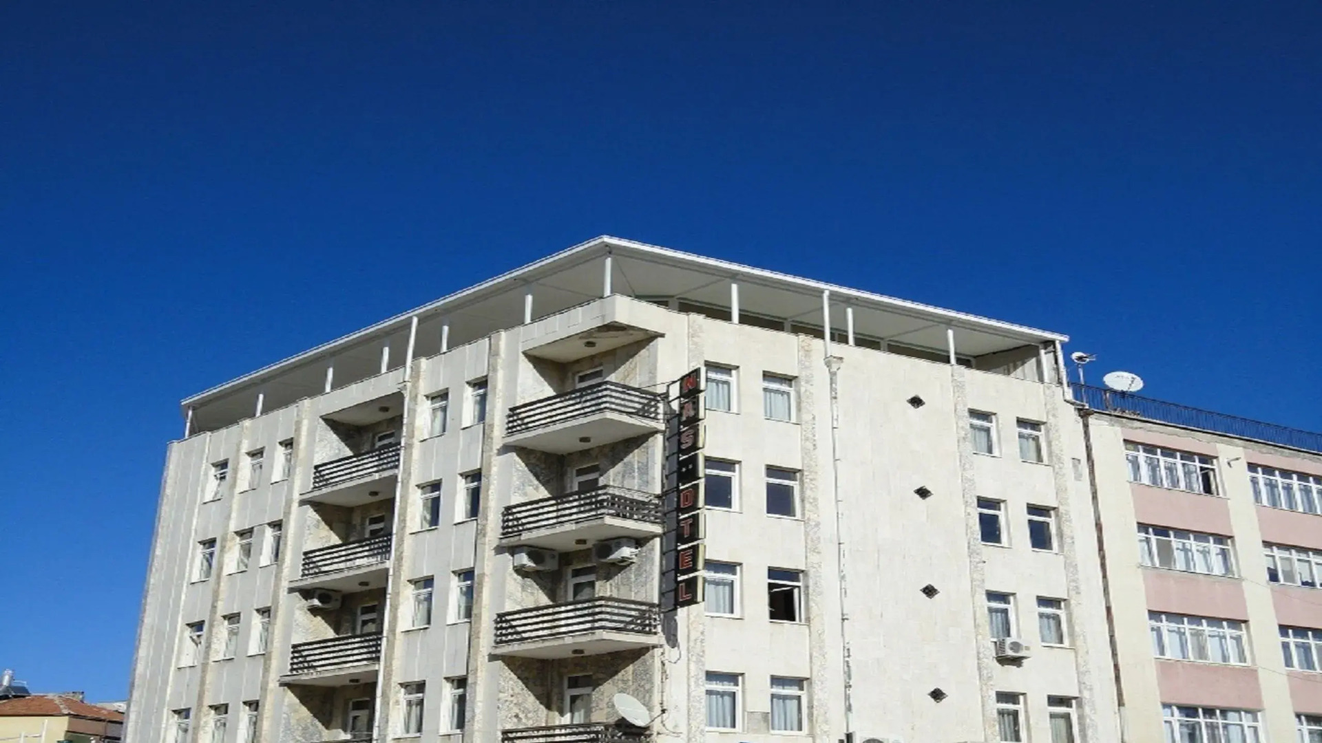 Nas Hotel