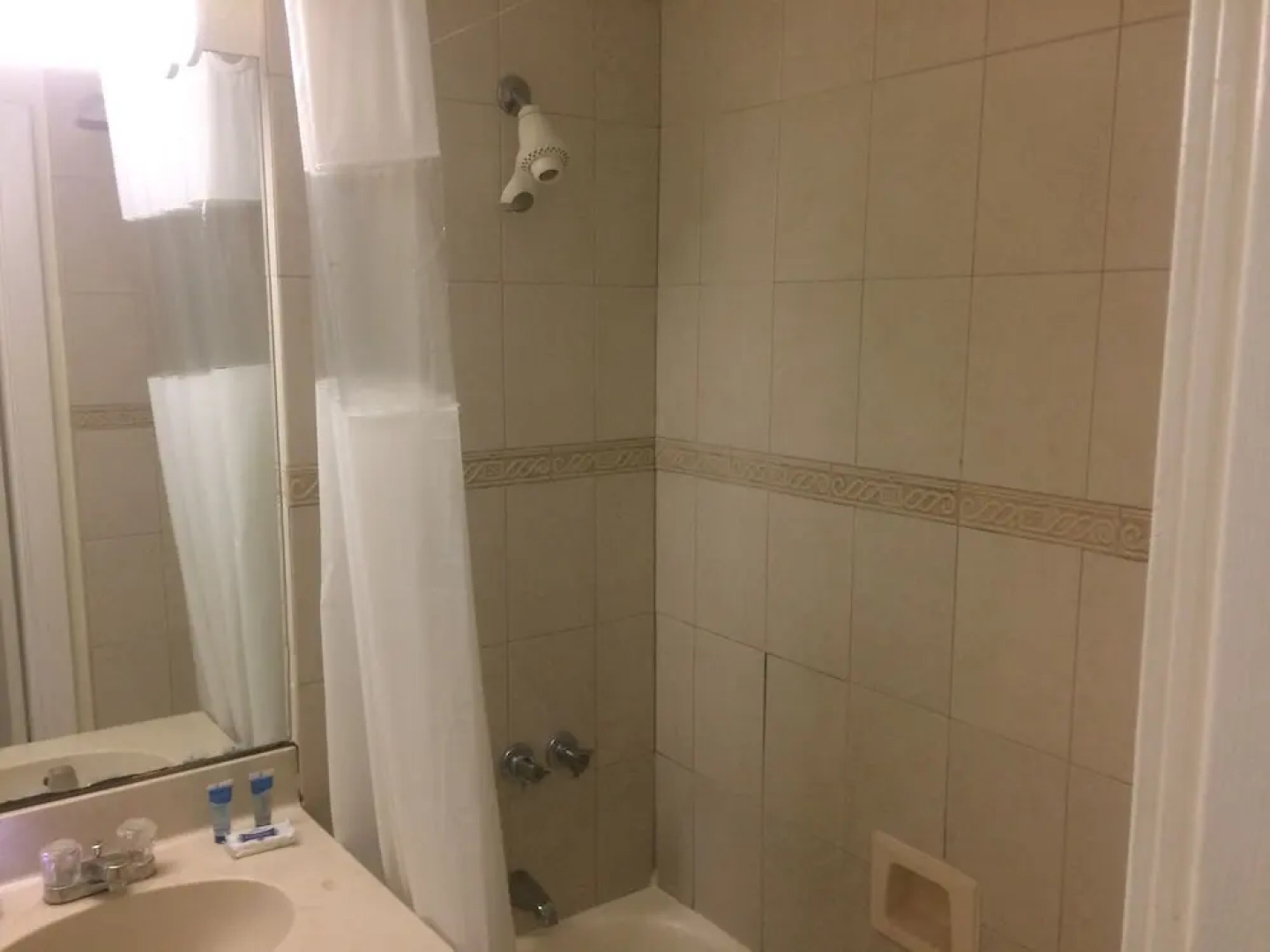 Hollywood Beach Resort- Petite Studio