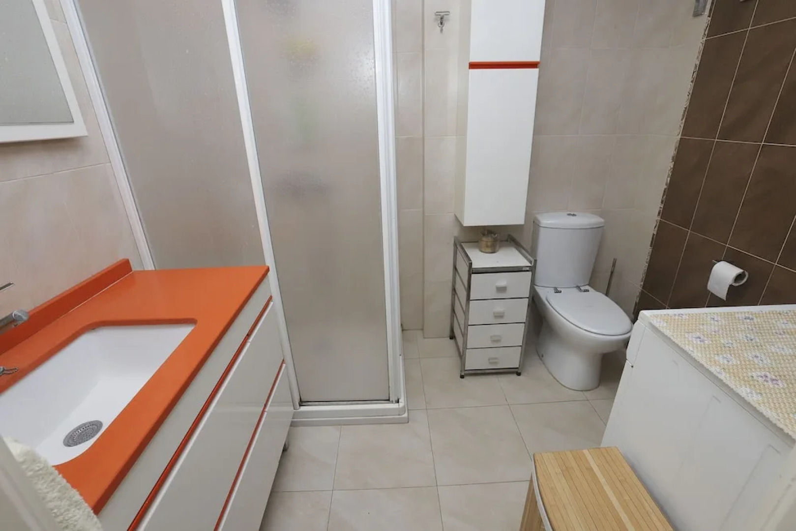 UHC Alborán Apartments