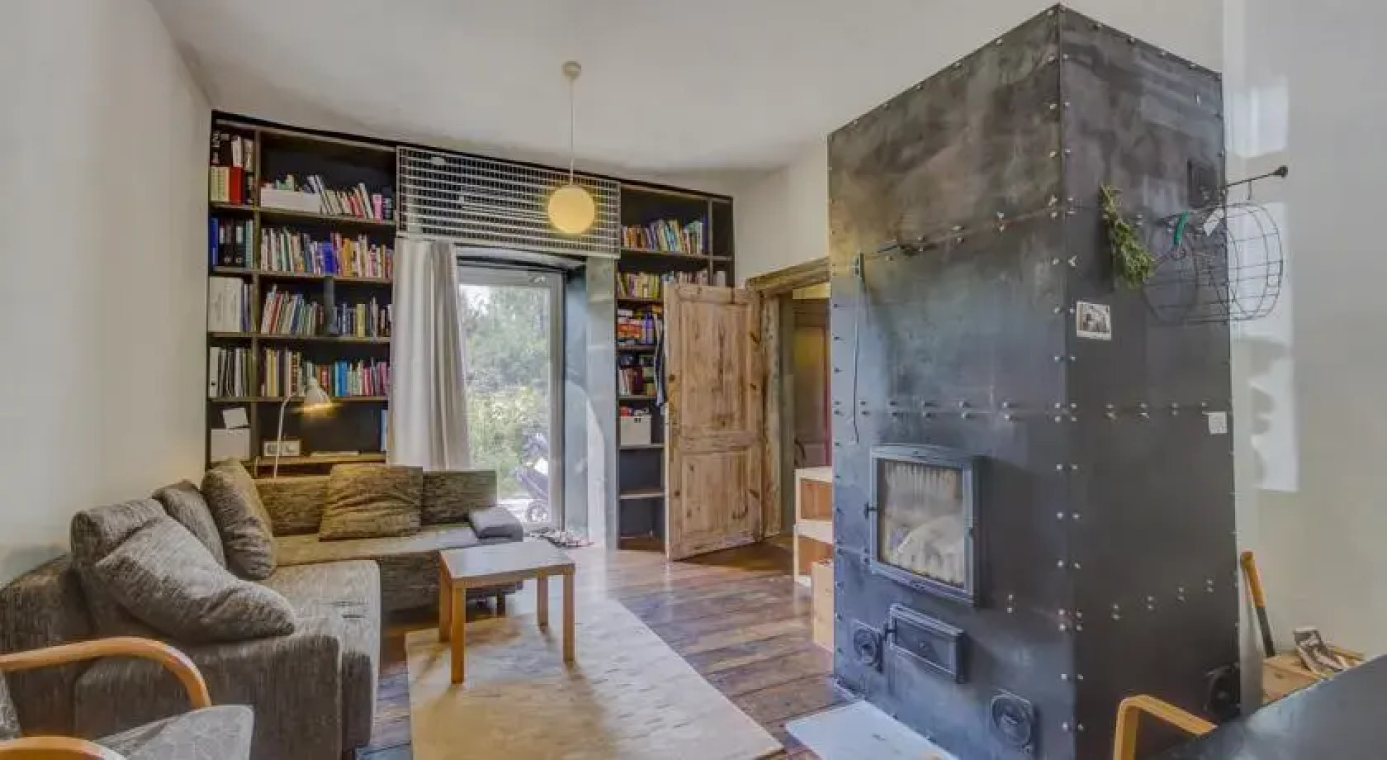 Kalmistu Designer Apartment