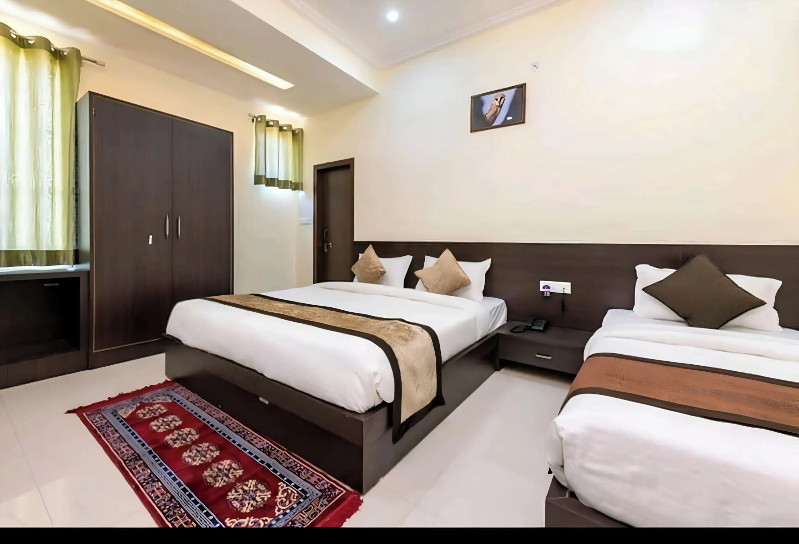 Hotel Ravi Residency