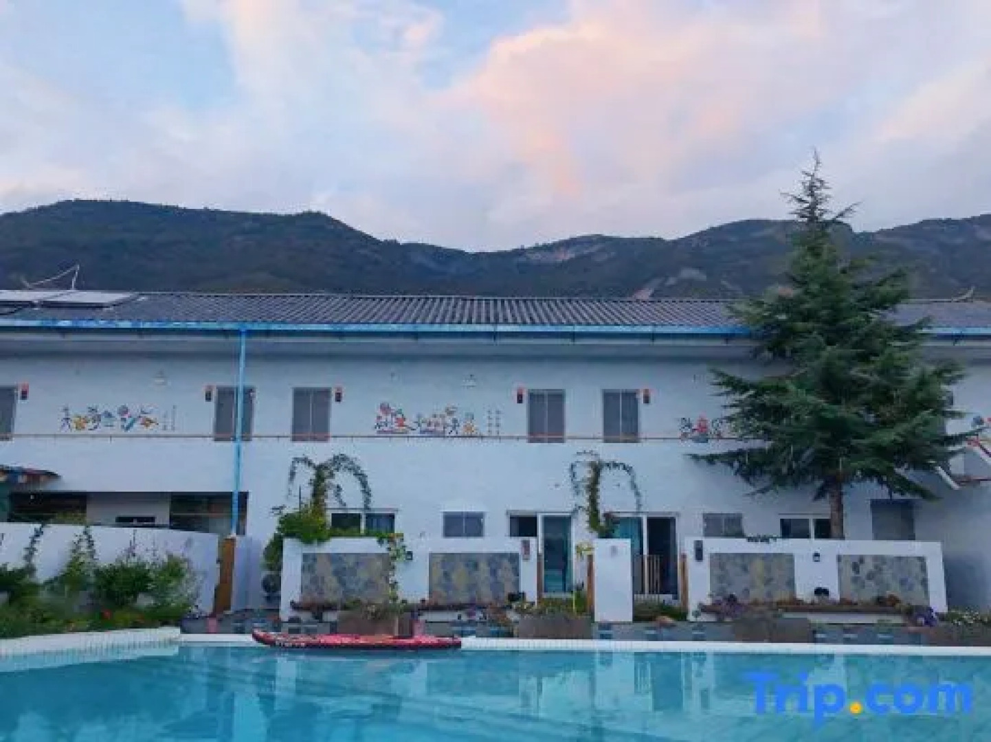 Luguhu Mukeqingsu Designer Boutique Resort Homestay