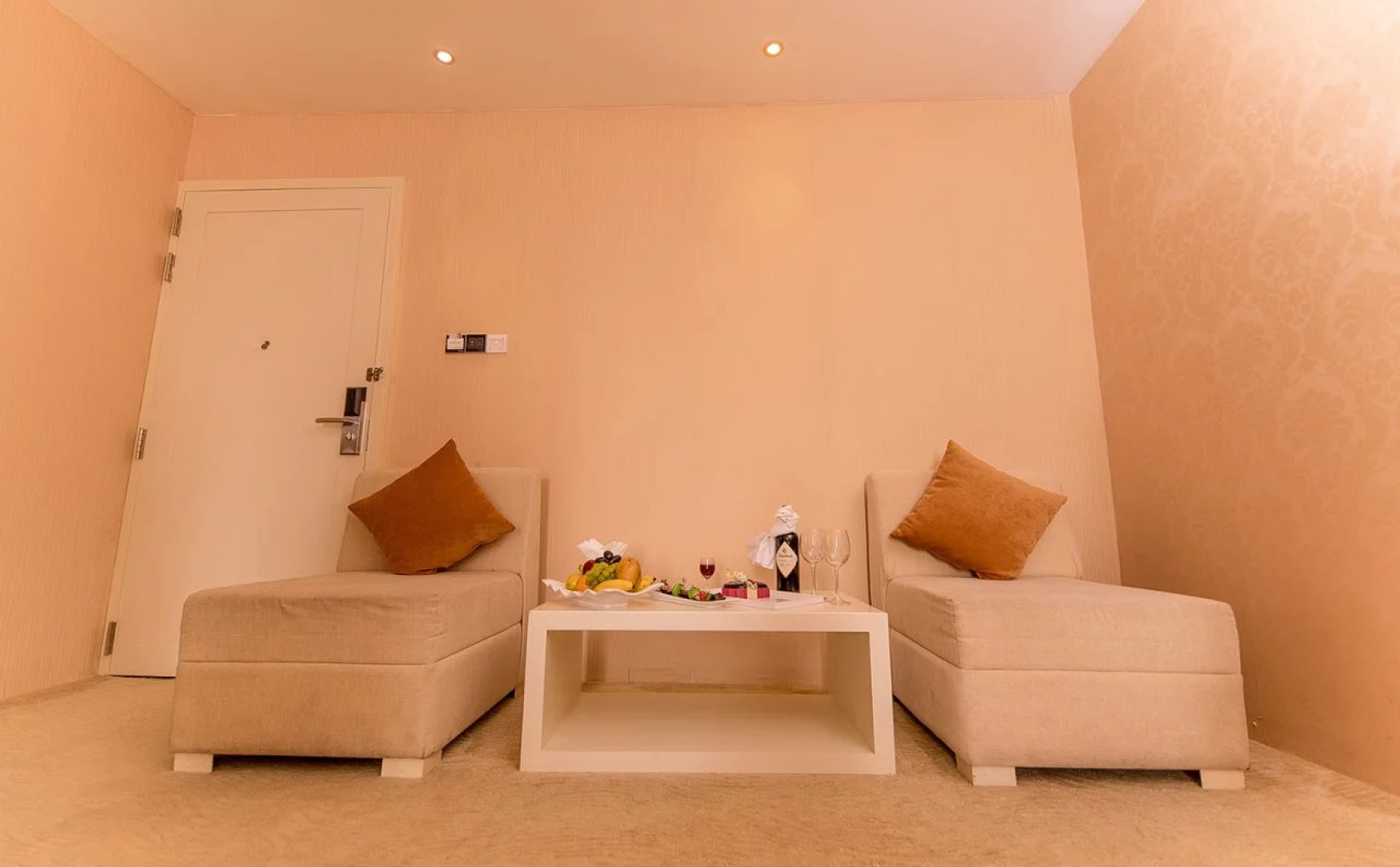 Grandeeza Luxury Hotel