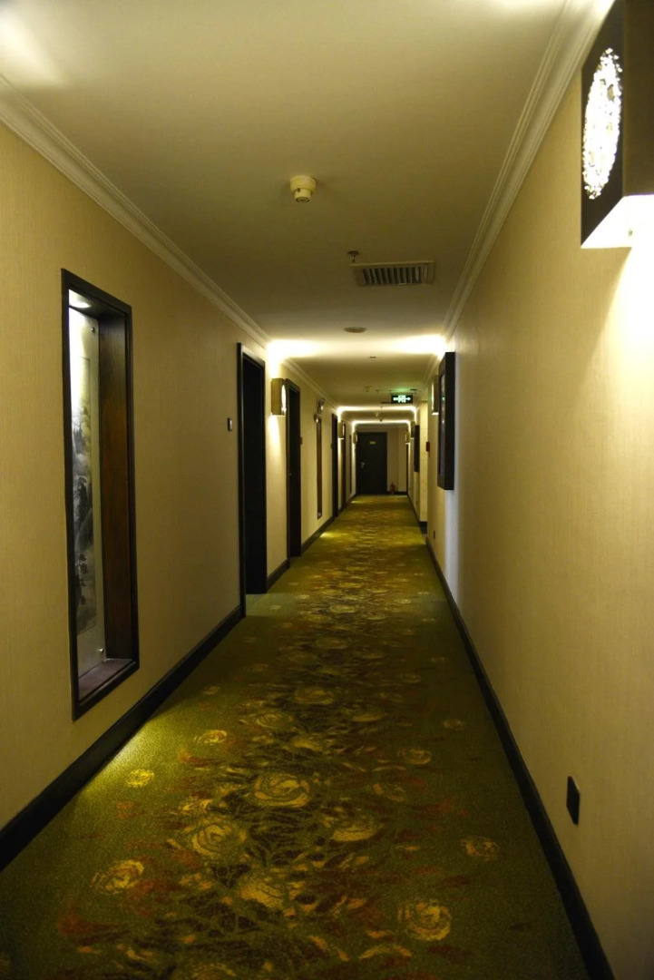 Kunming Wei Long Hotel