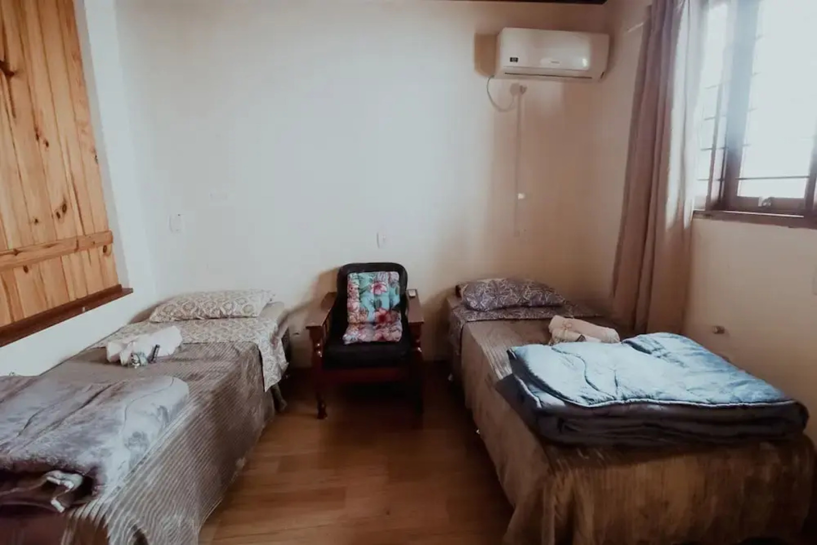 Tima Casa Ampla em Localiza o Privilegiada