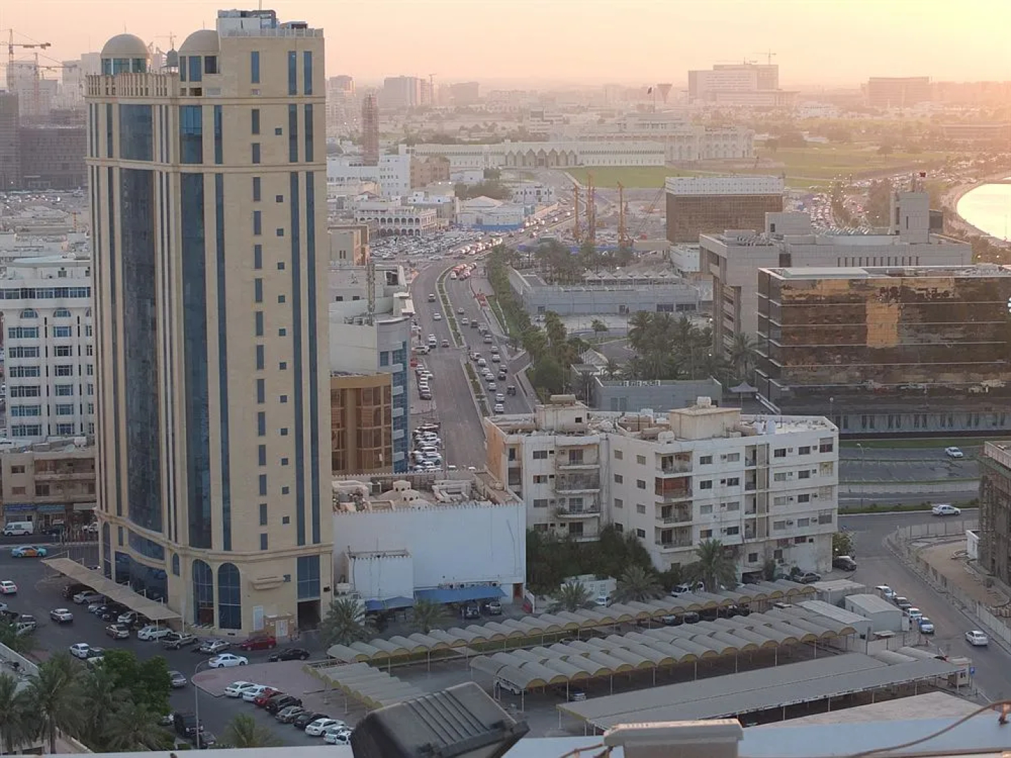 Gloria Hotel & Suites