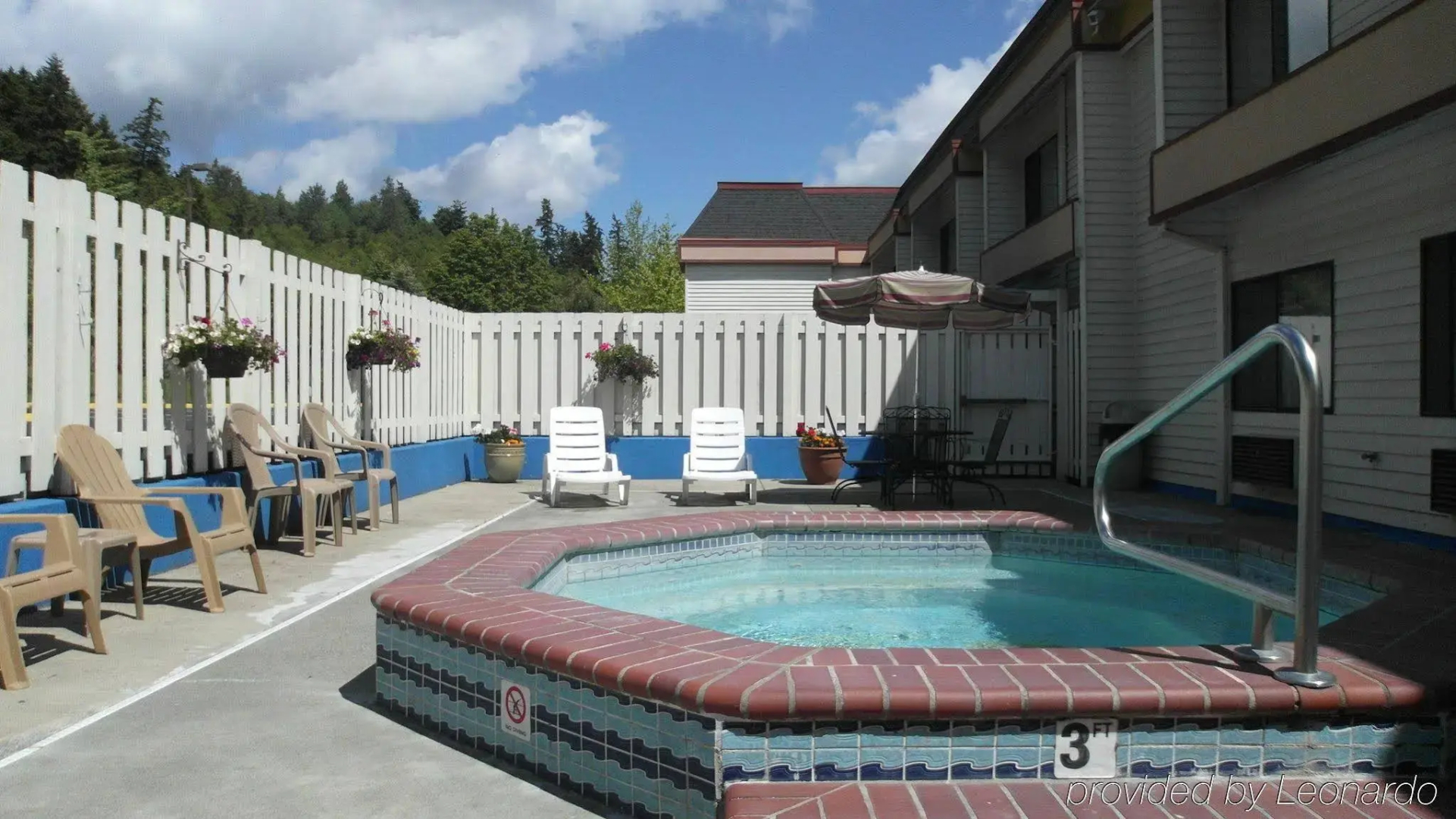 GuestHouse Inn & Suites Hotel Poulsbo