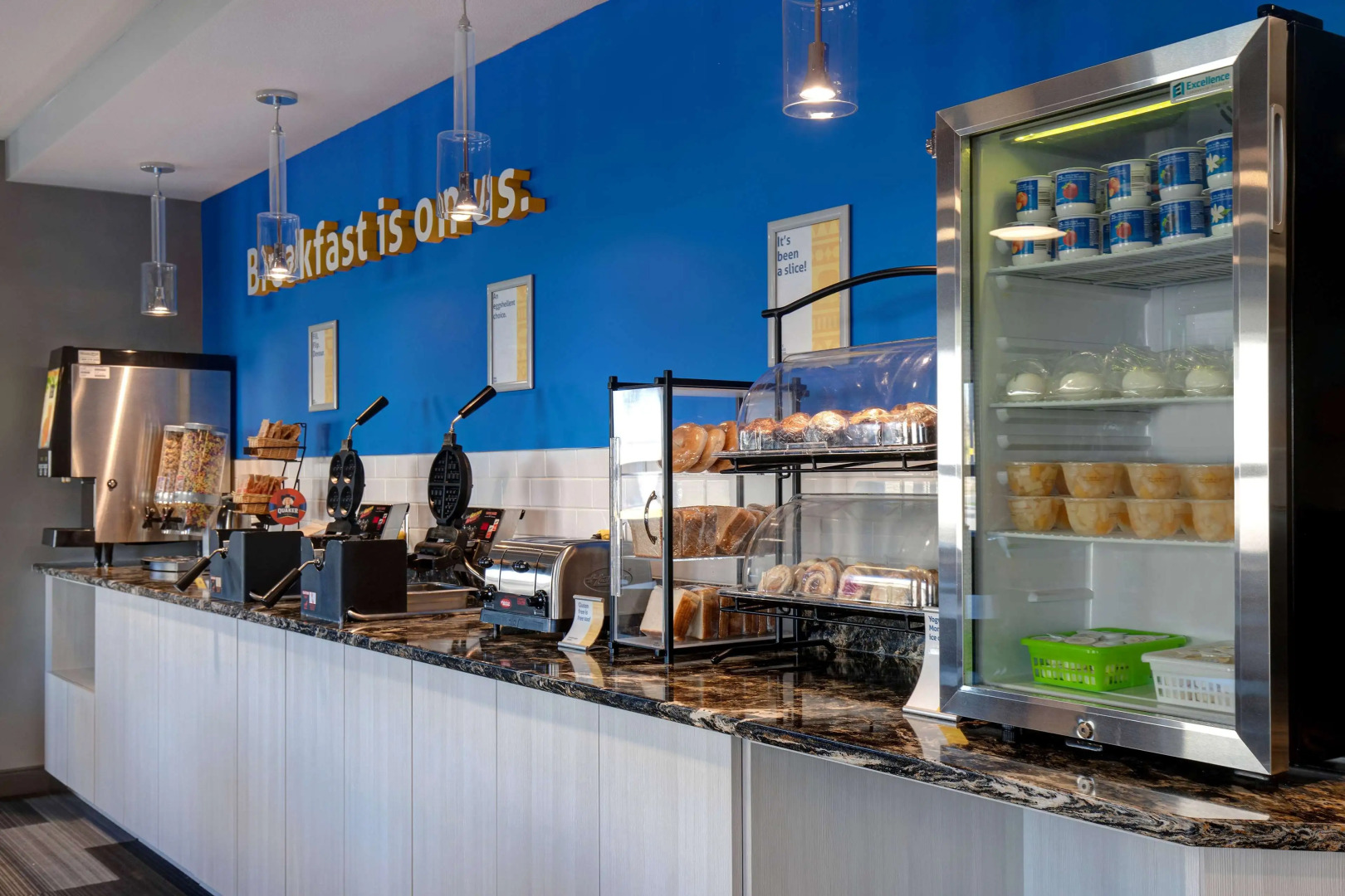 Days Inn & Suites by Wyndham Warman