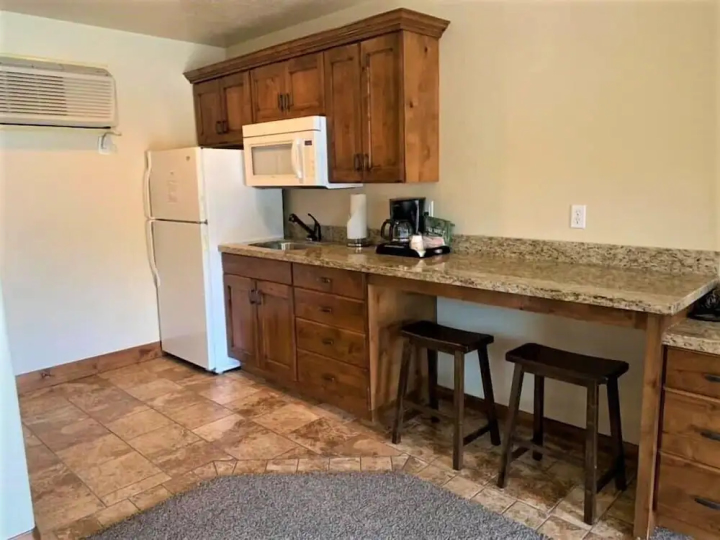 CB&M Executive Suites