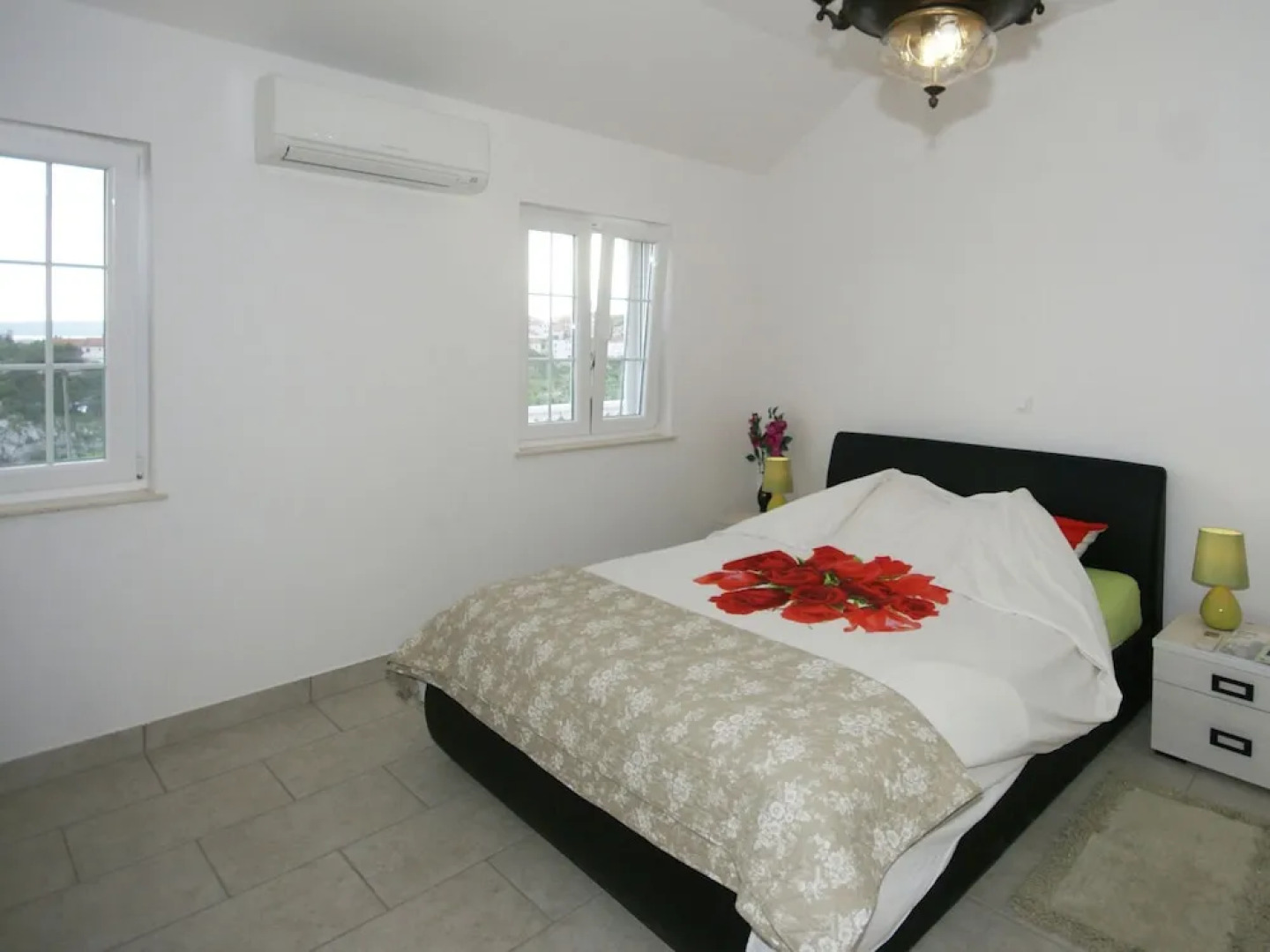 Spacious Apartment in Novi Vinodolski With Swimming Pool