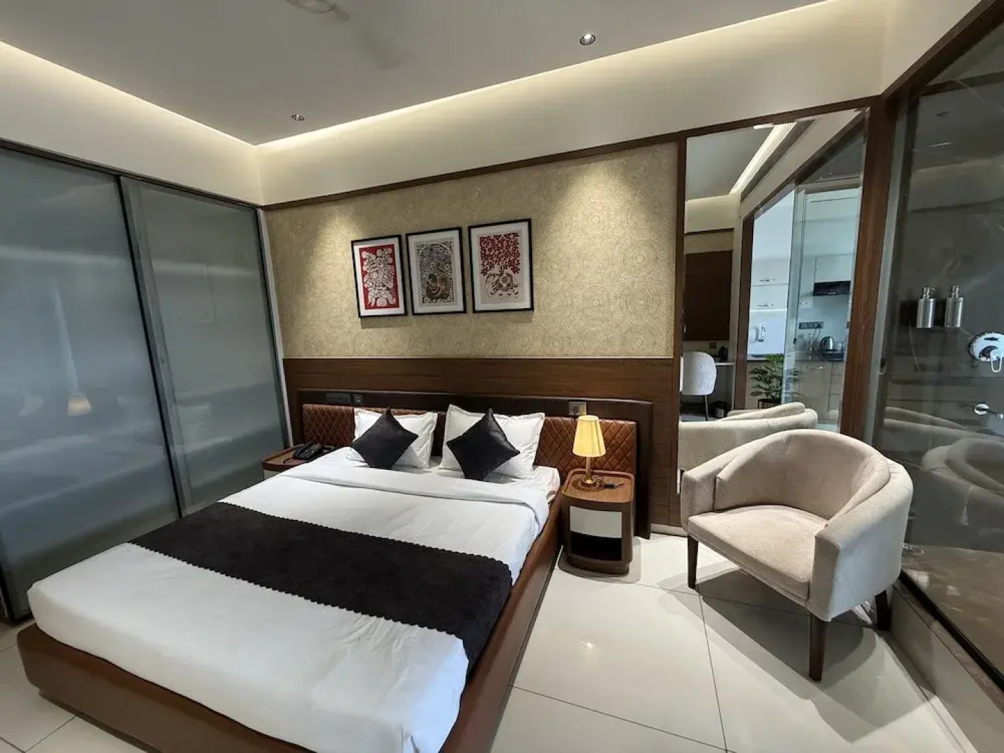 Saltstayz Premier - Mohali Chandigarh