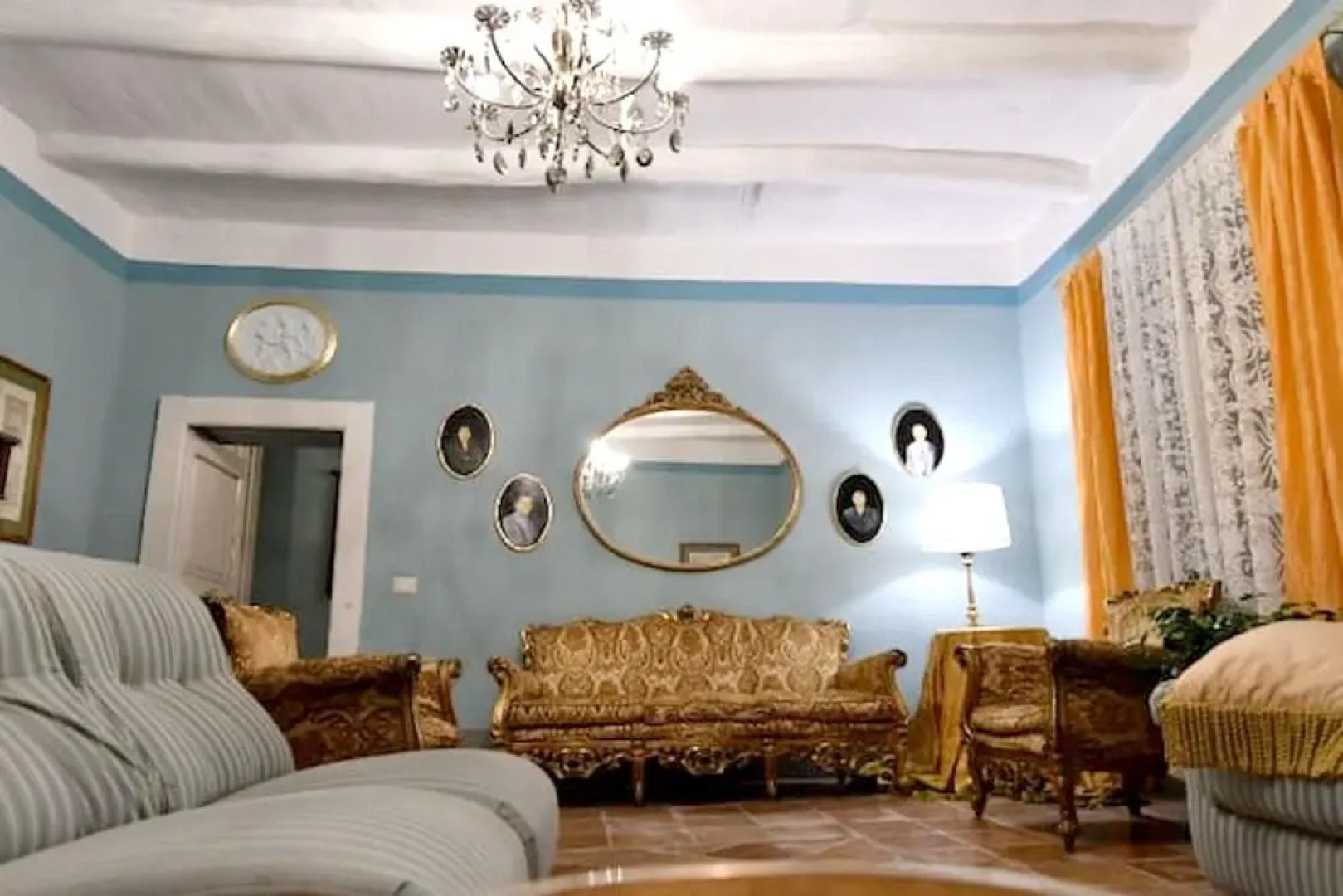 House With 2 Bedrooms in Francolise, With Wonderful sea View, Enclosed Garden and Wifi Near the Beach