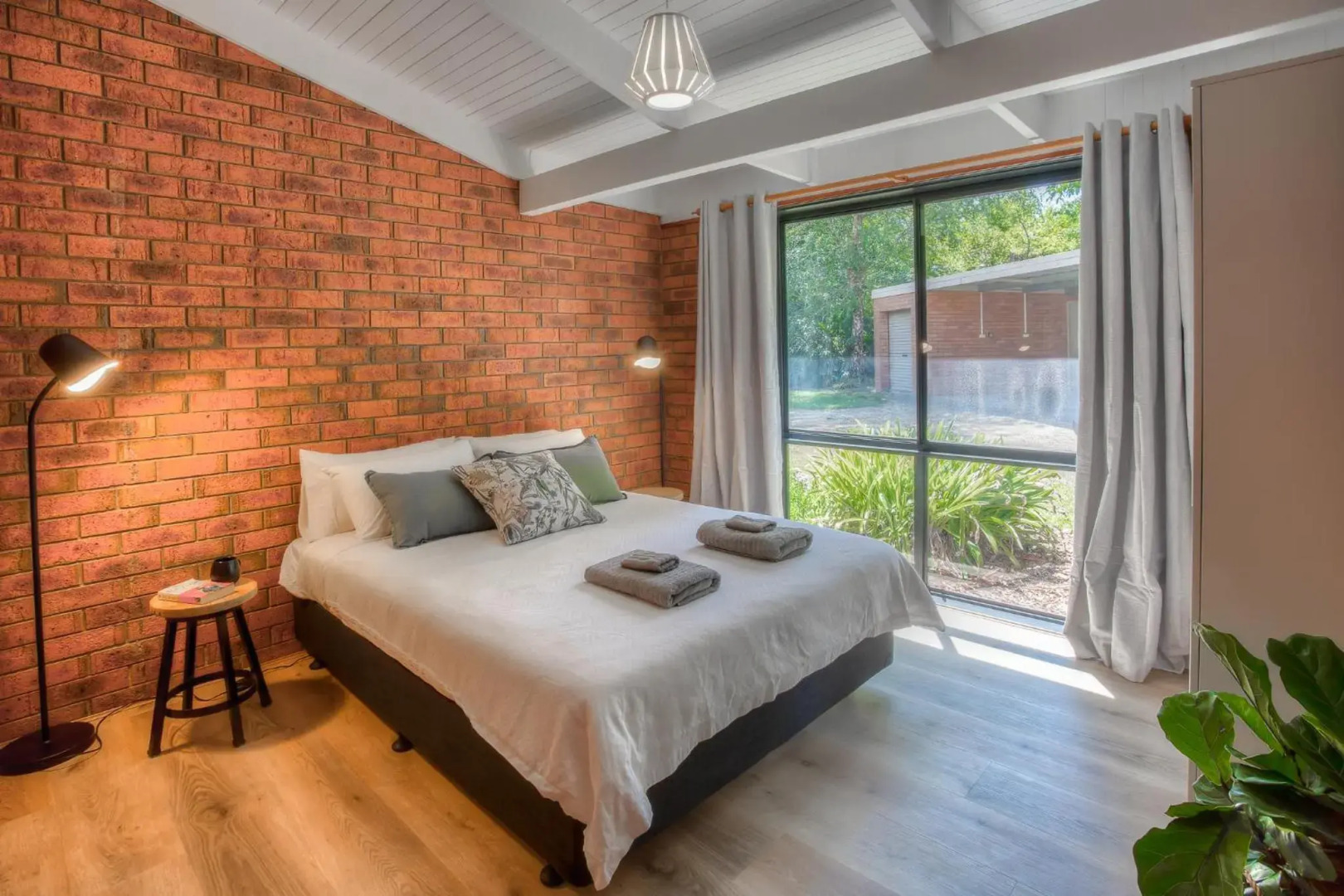 On the River, Porepunkah - Bright VIC