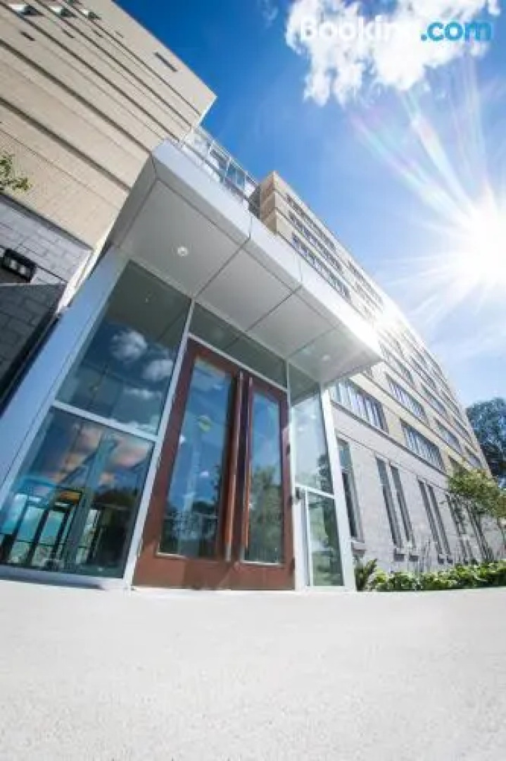 Lakehead University Residence and Conference Centre