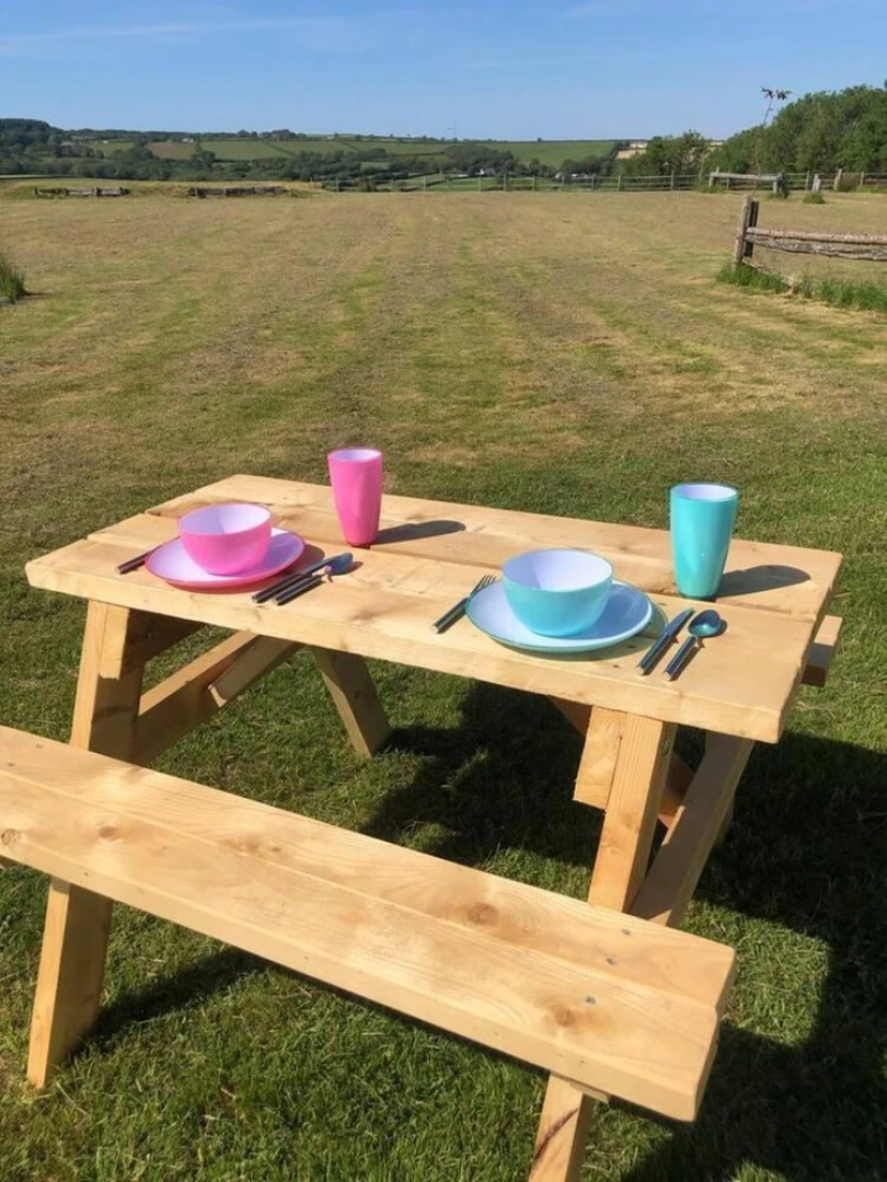 Crooked Oaks Bell Tent Glamping in North Devon
