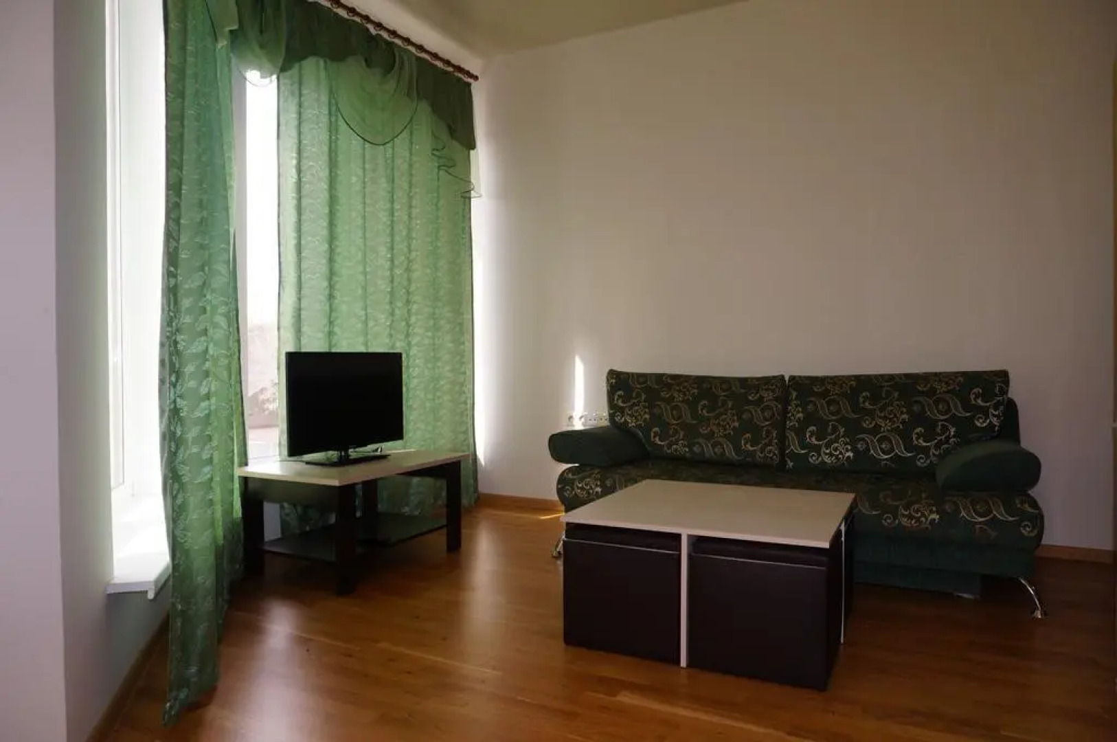 Karolina Guest House