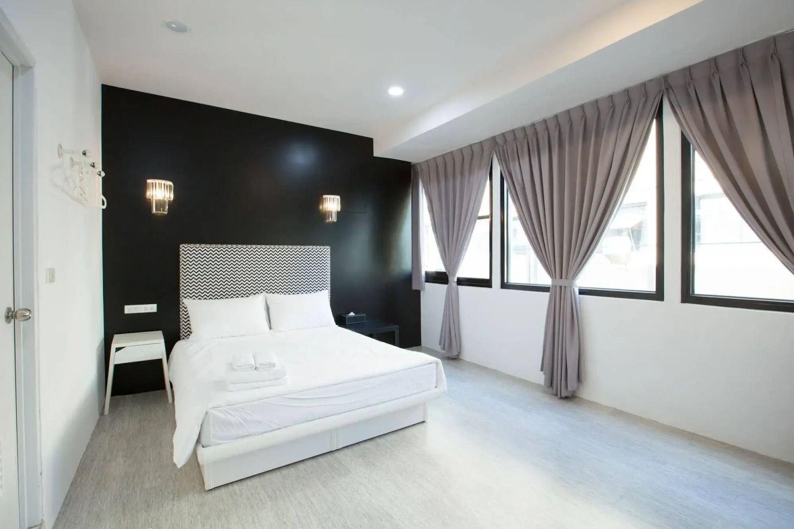 Live in the happiness