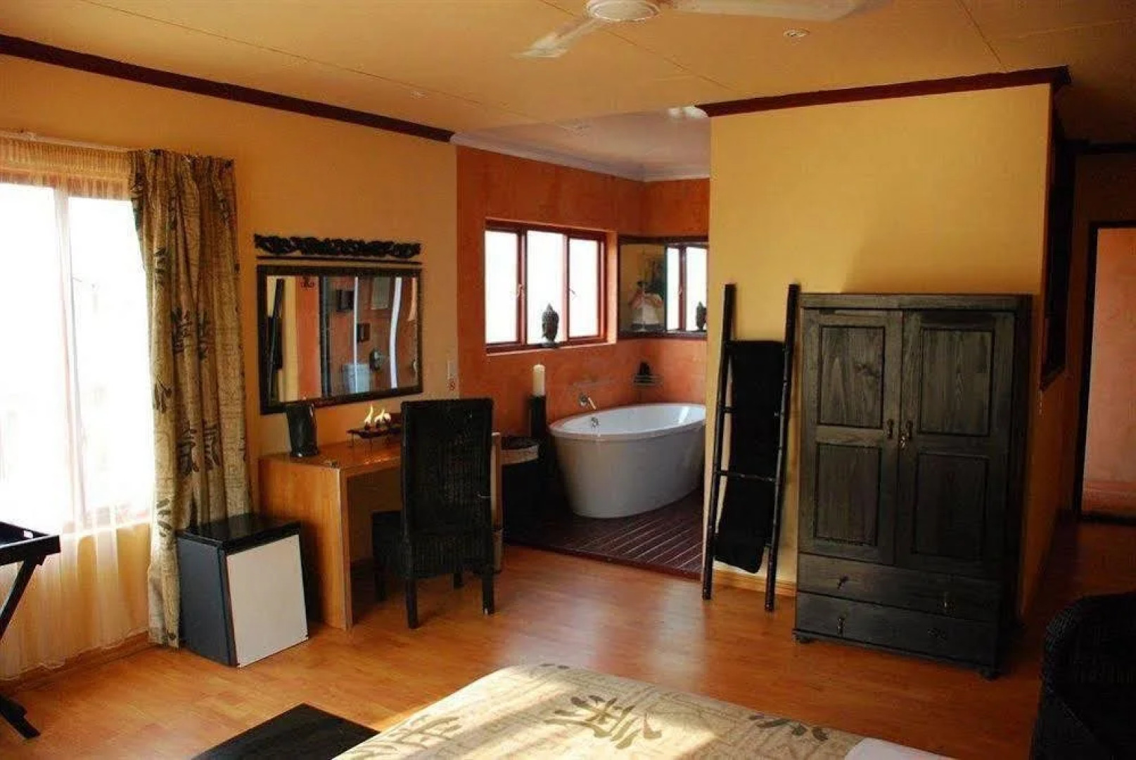 Jax Place Guest House