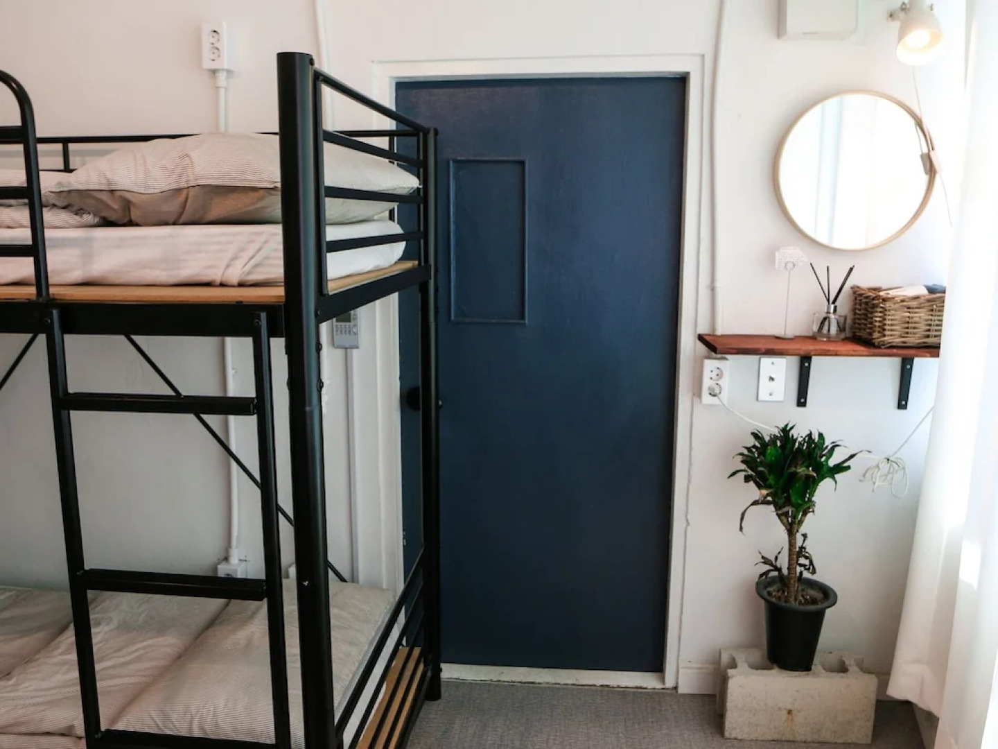 BomN Guesthouse - Hostel