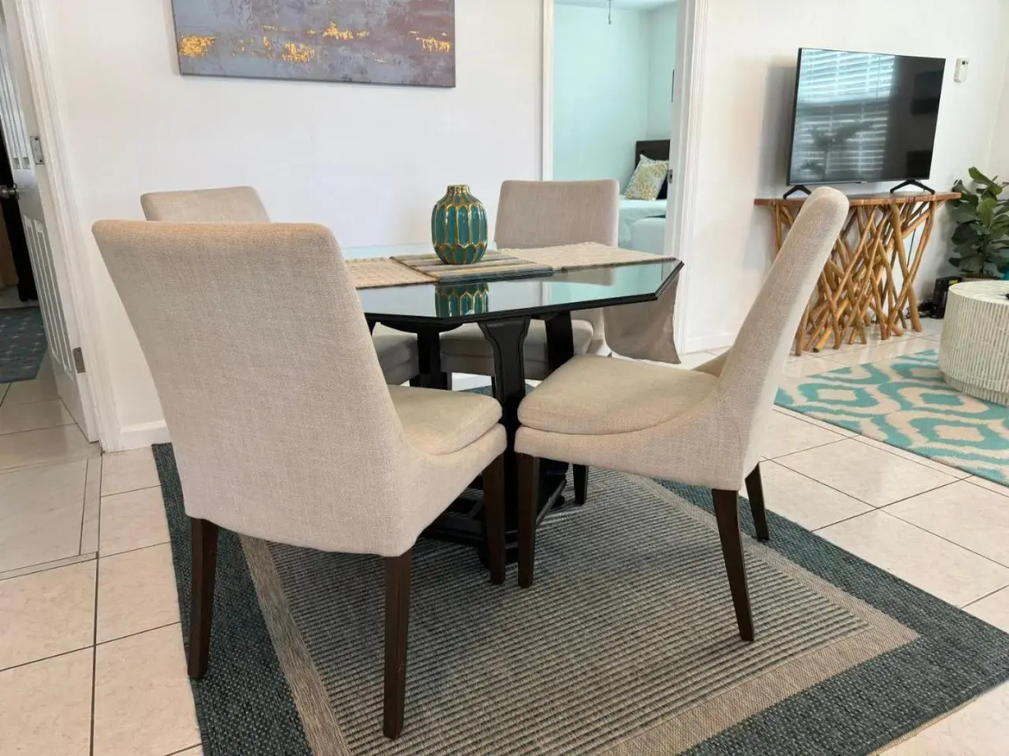 Cozy 2 bedroom near intercoastal & beaches