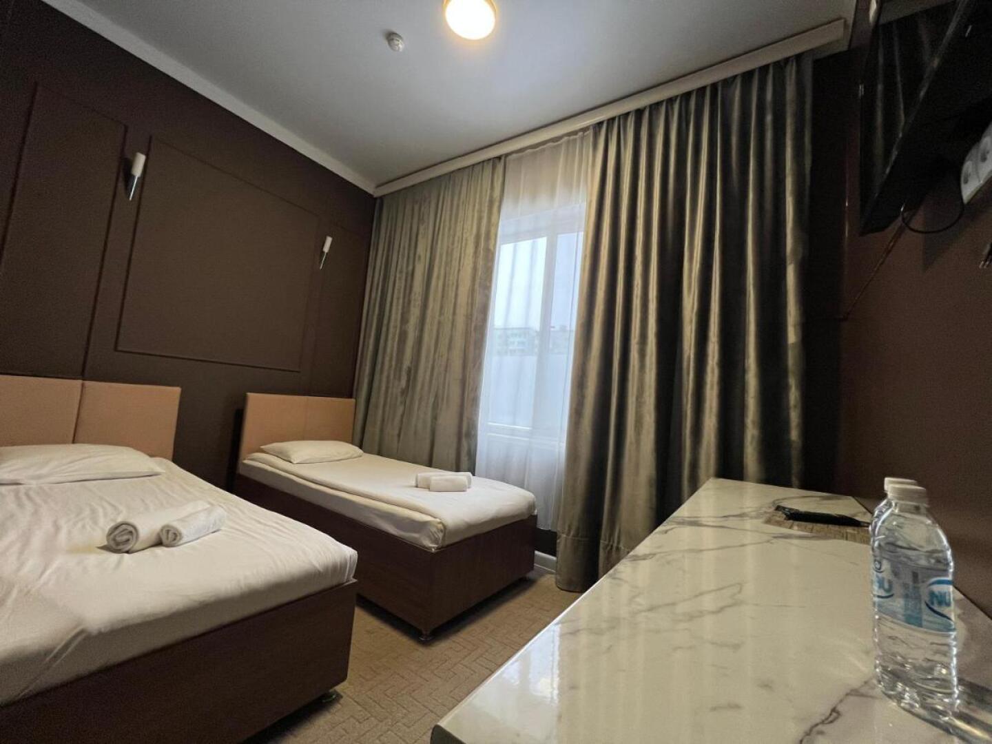 Hotel Nomad (Номад)