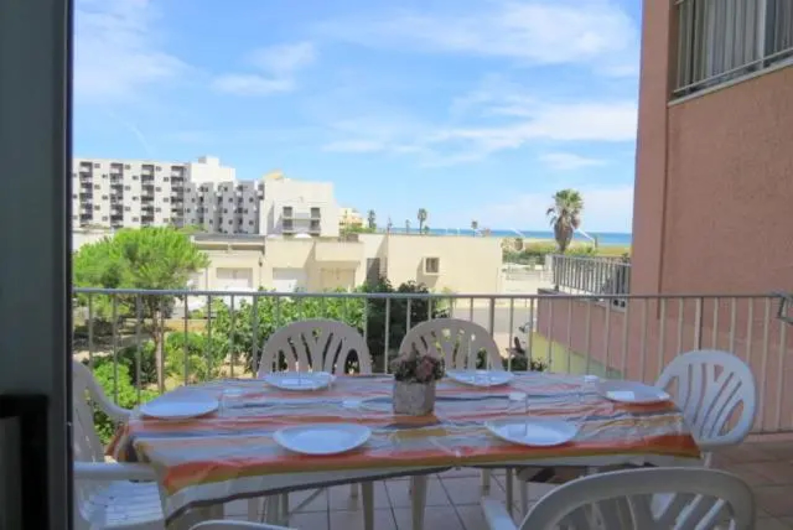 Superbe appartement vue mer- parking - 6SAR118C