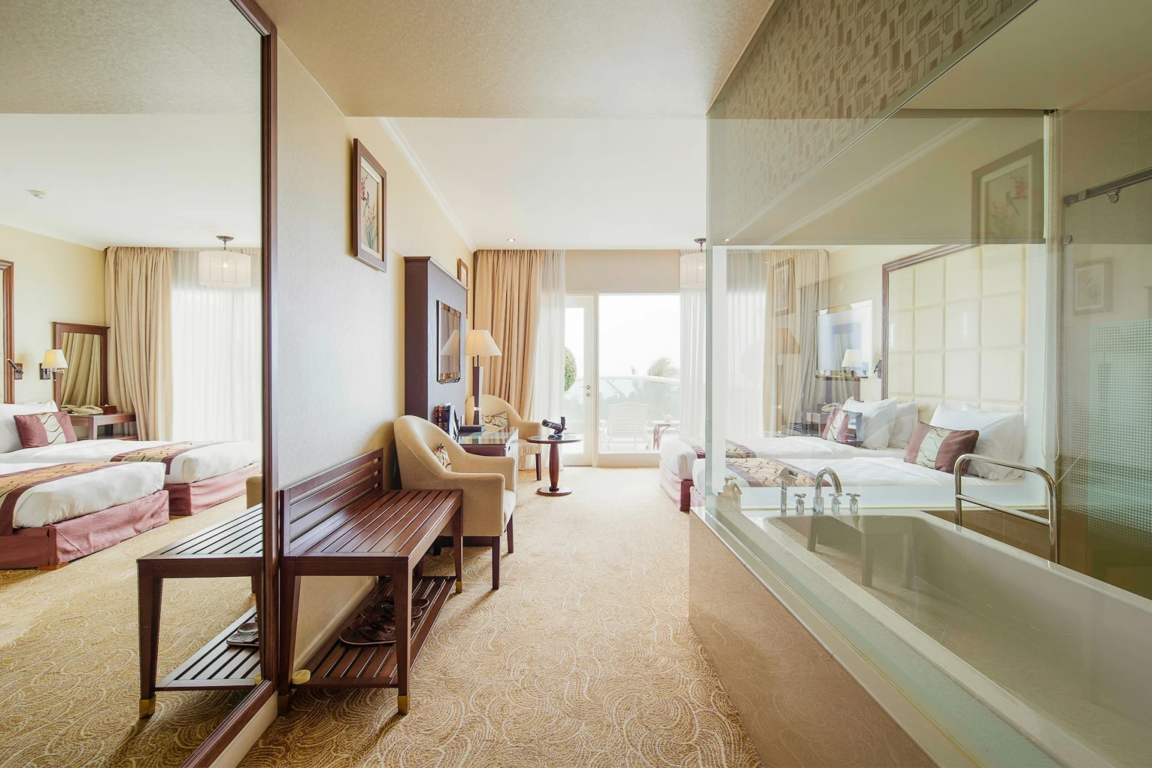 Sea Links Beach Hotel