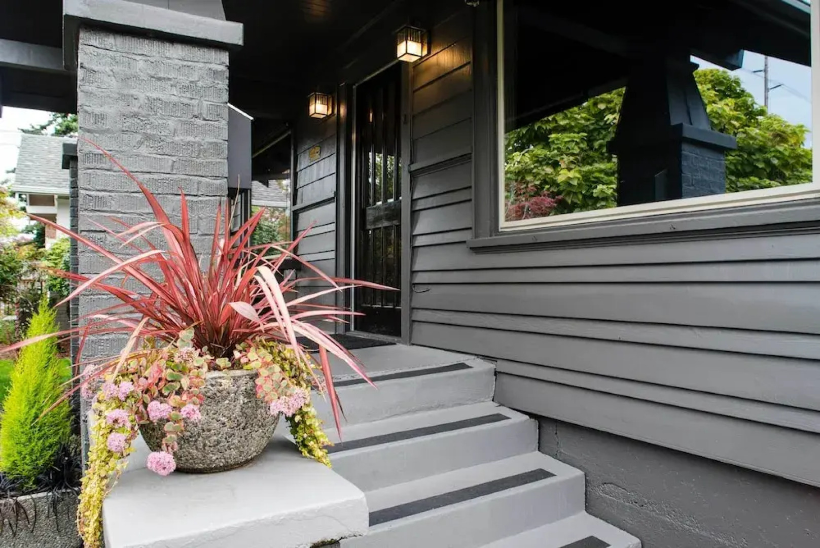 Updated Tacoma Home w/ Patio: 3 Mi to Downtown