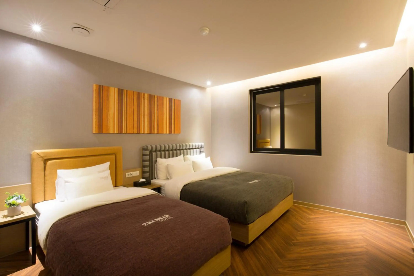 2 Heaven Hotel