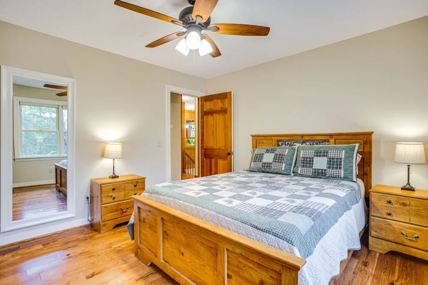 Large Dahlonega Home, Ideal for Family Gatherings!