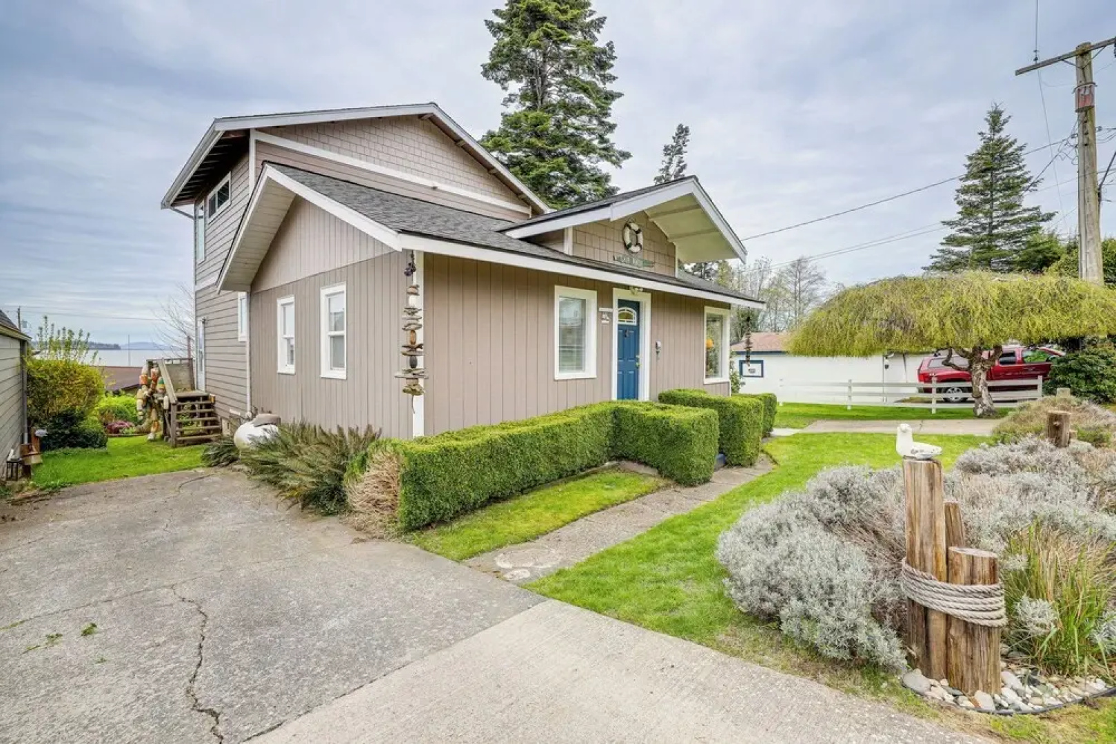 Beautiful Birch Bay Retreat w/ Deck & Fire Pit!