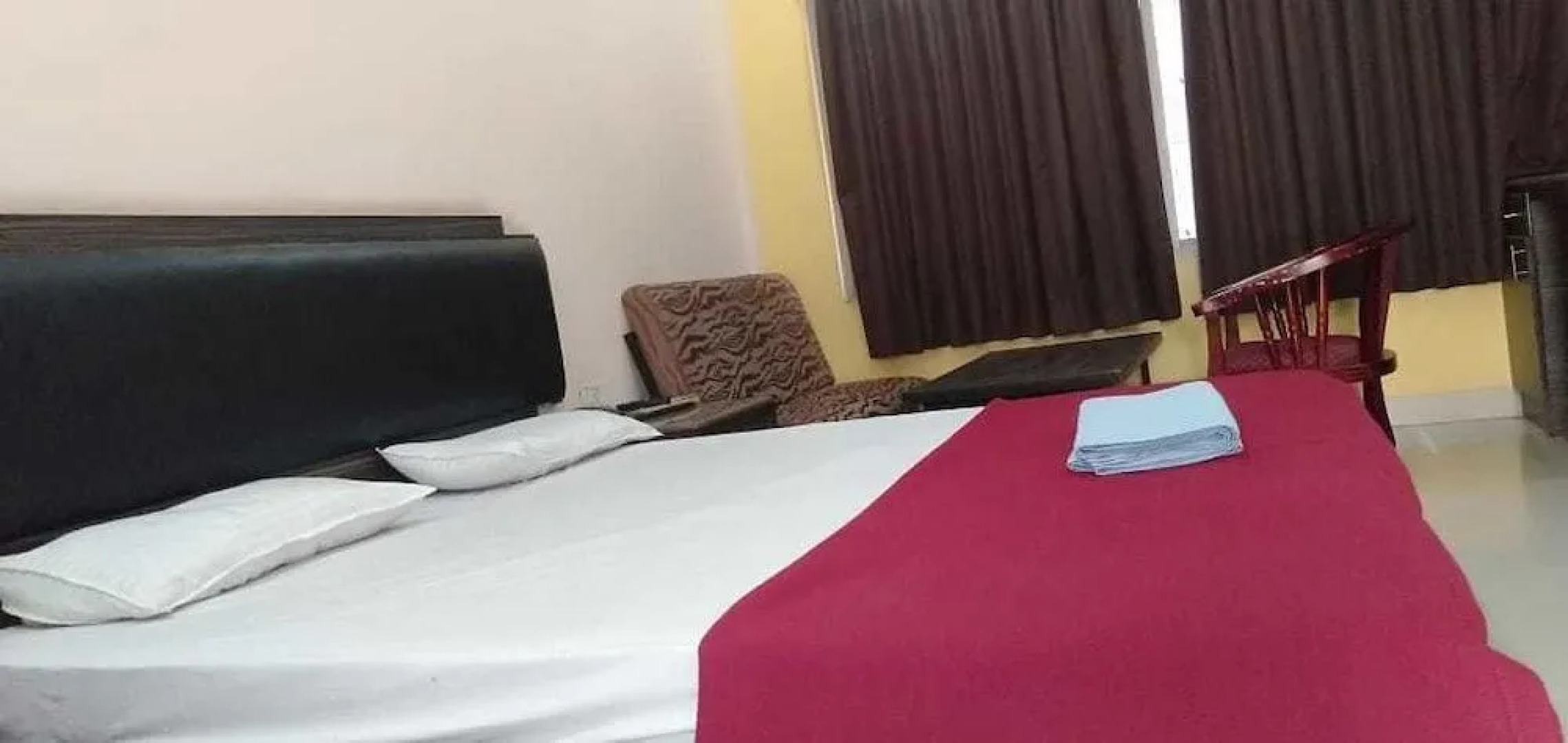 i-ROOMZ Hoysala Residency