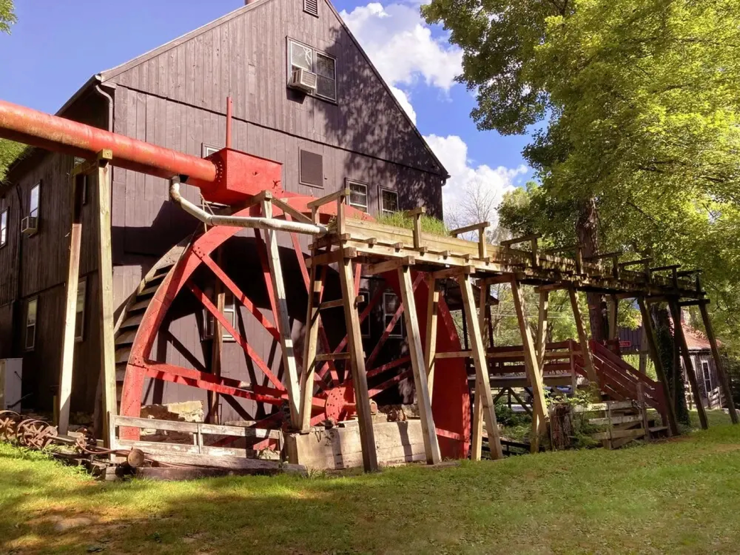 Osceola Mill Dining & Lodging