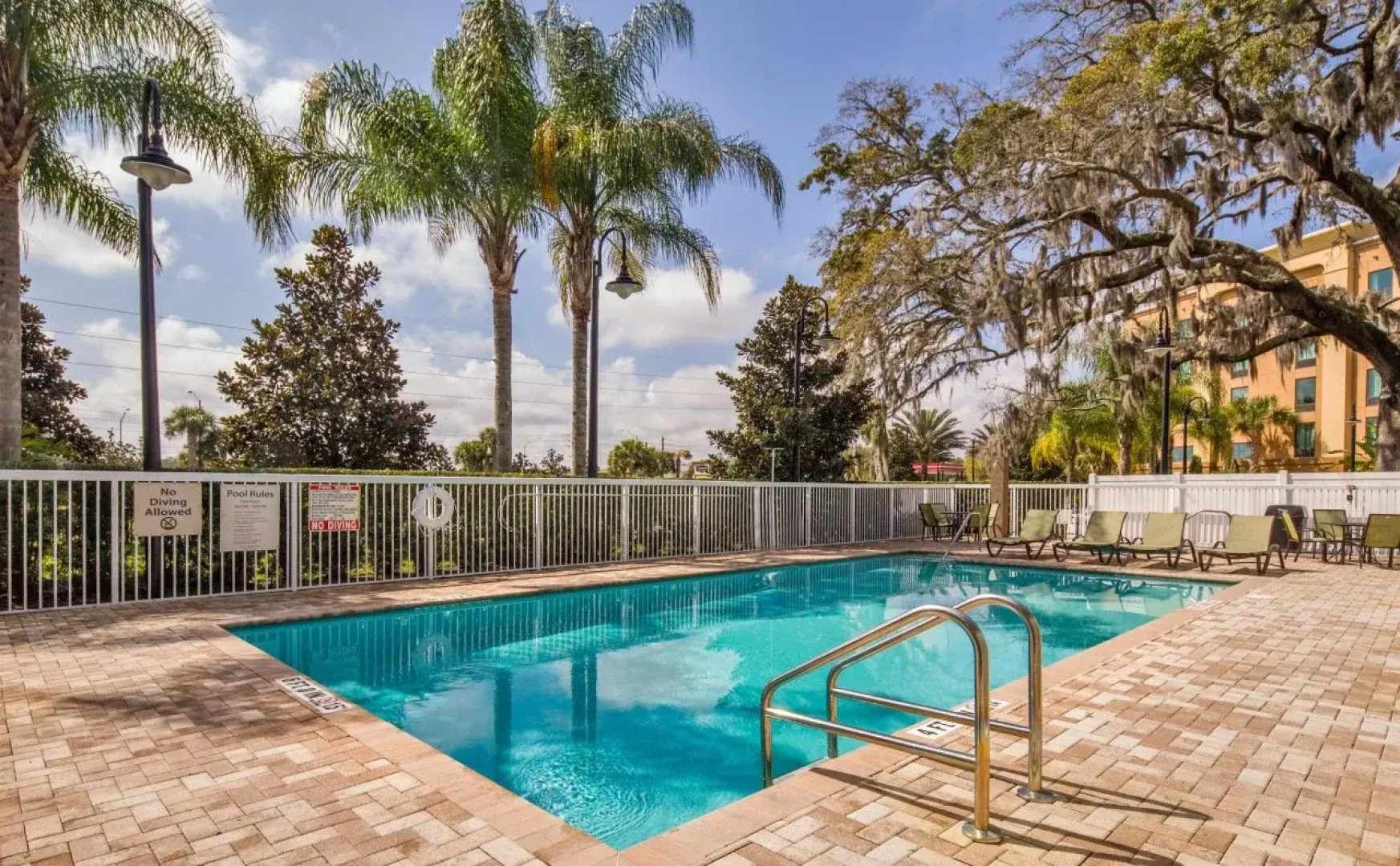 Holiday Inn Express Hotel & Suites Orlando - Apopka by IHG