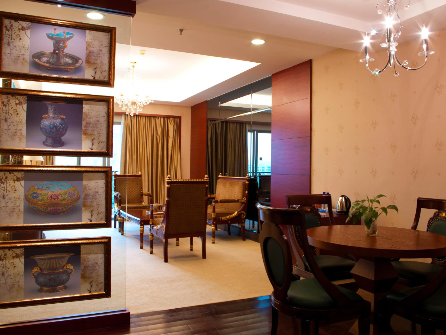 Отель JI (Zhongshan Xingzhong Plaza)