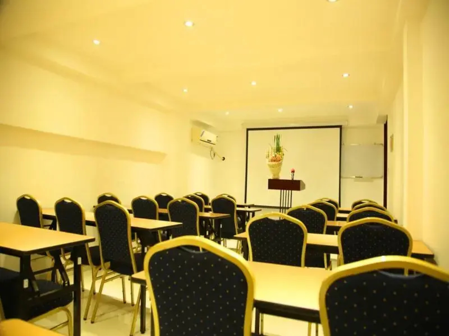 GreenTree Inn Nanchang East Beijing Road Nanchang University Express Hotel