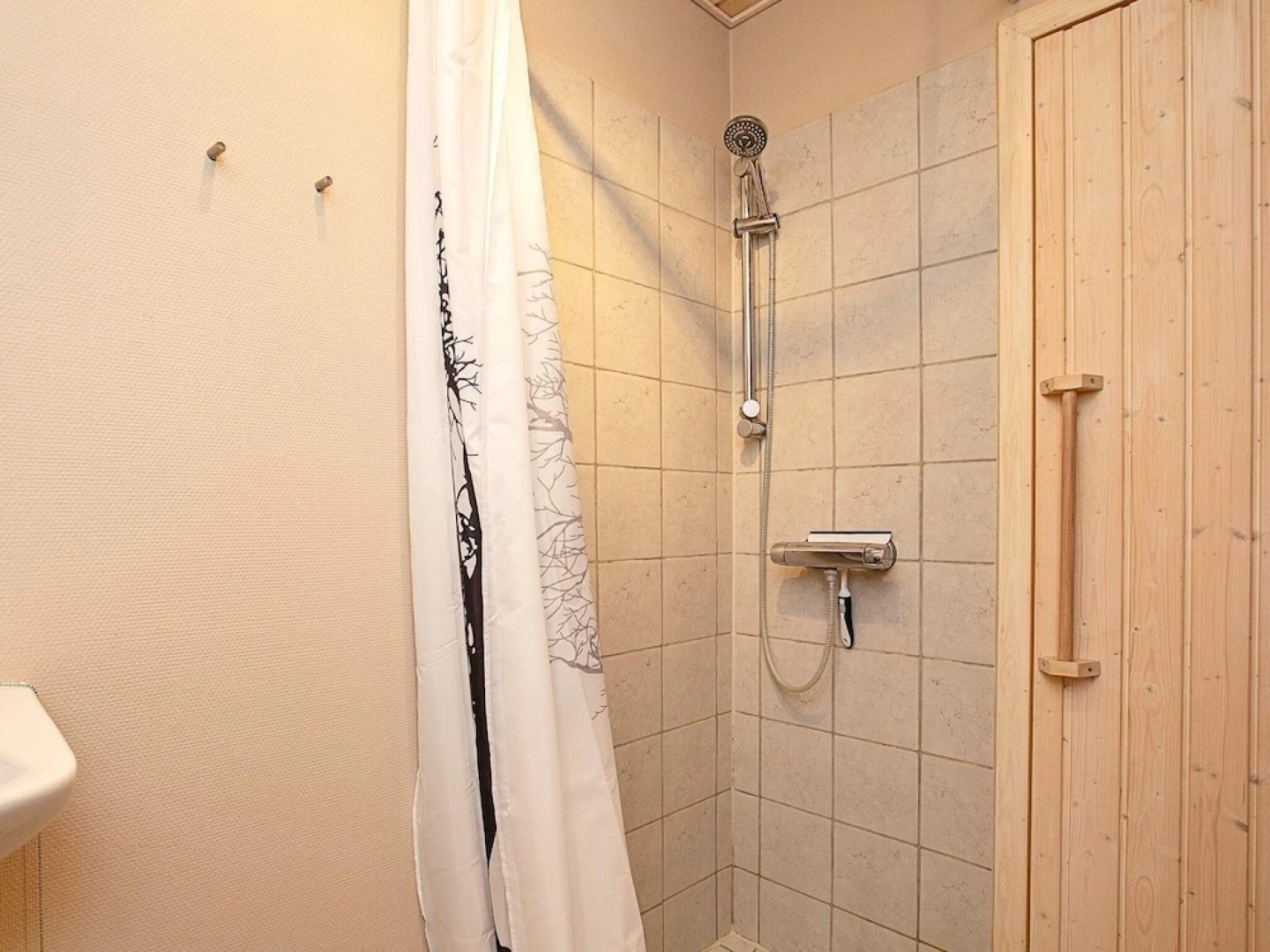 Modern Holiday Home With Whirlpool in Væggerløse