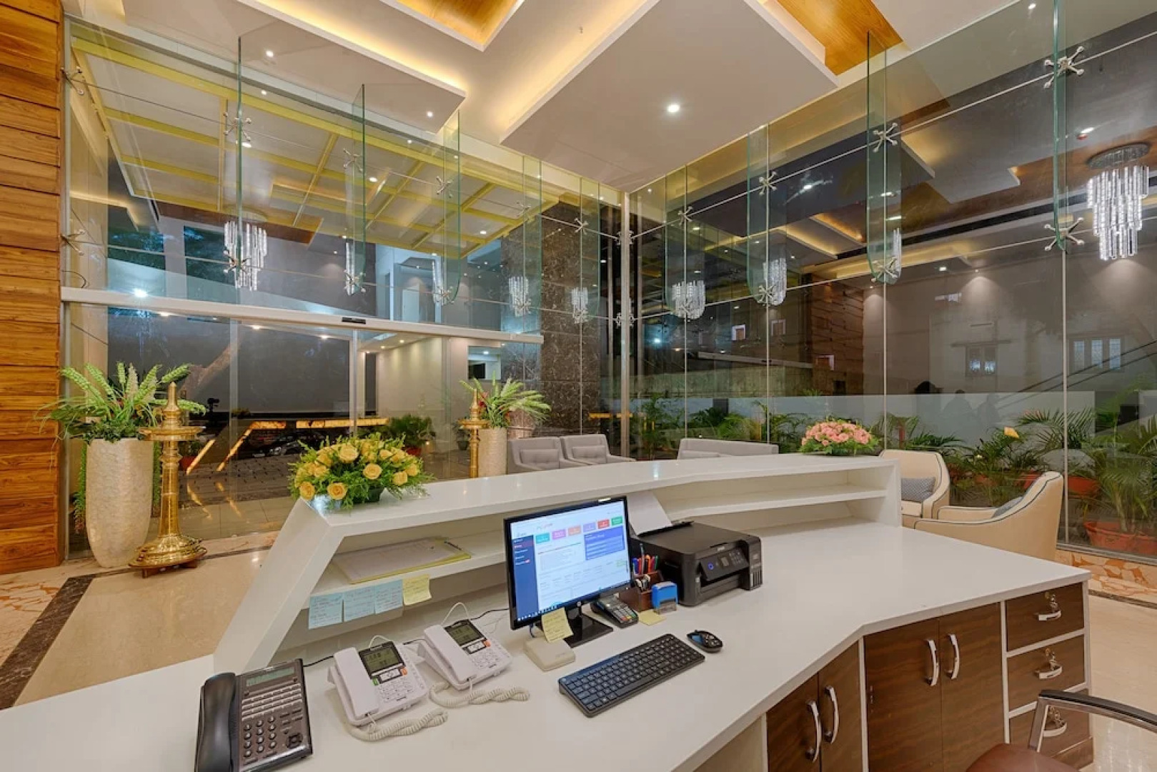 Hotel Lance International