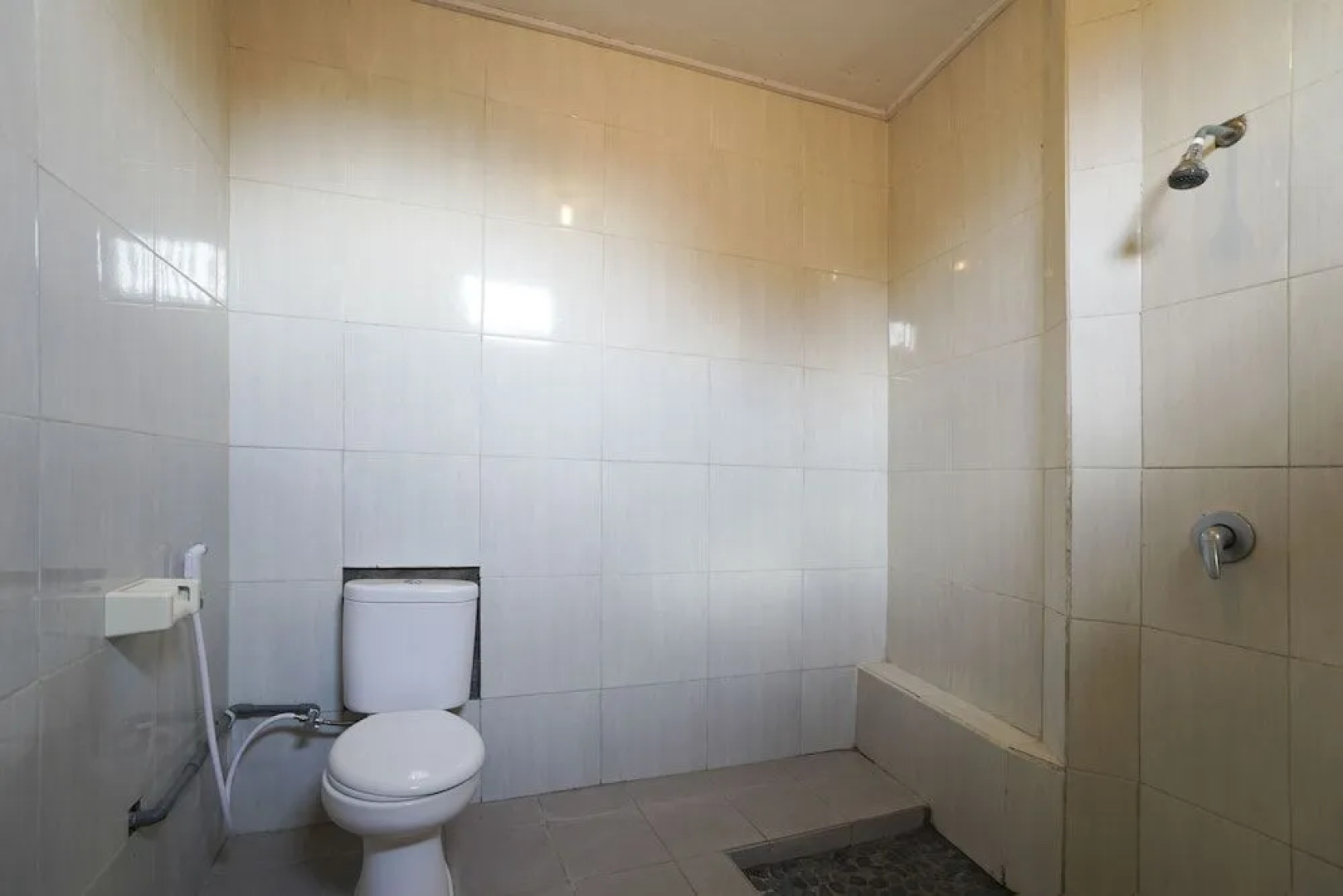 Oyo 1946 Terrace Campuhan