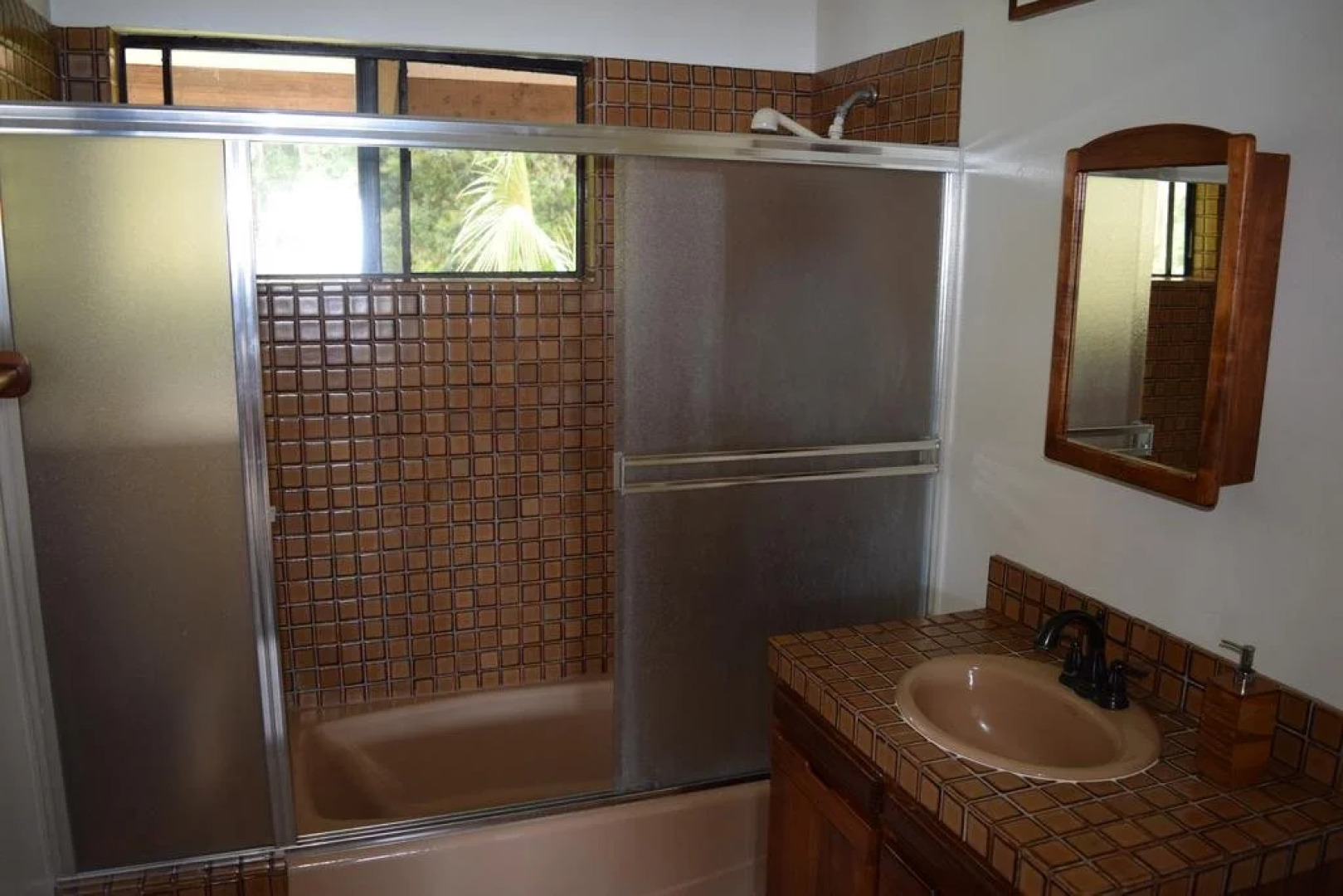 A Beautiful Edge of the World B&B