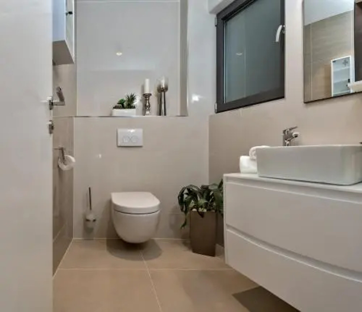 Luxury Villa Happiness