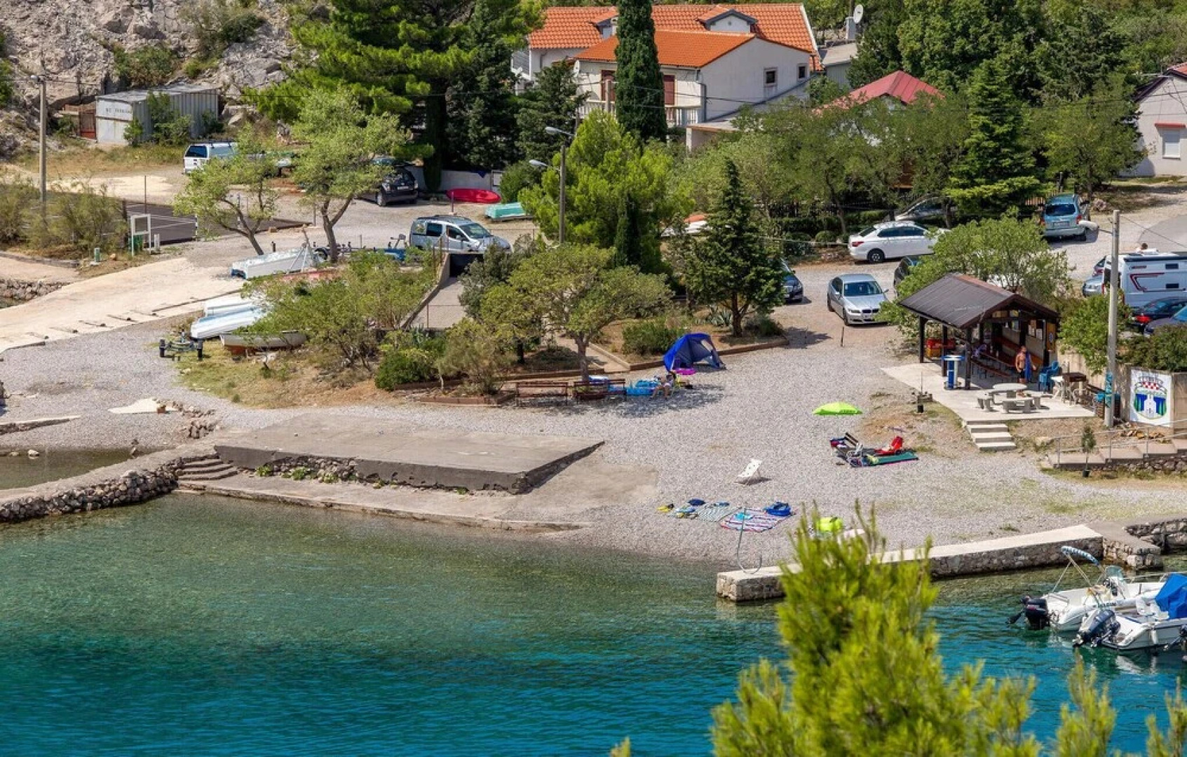 Nice Home in Cesarica With Wifi and 2 Bedrooms