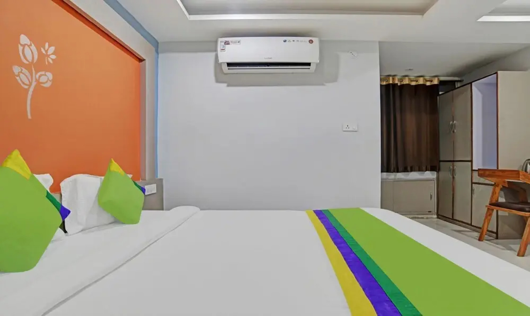 Oyo 9719 Hotel Relax Inn