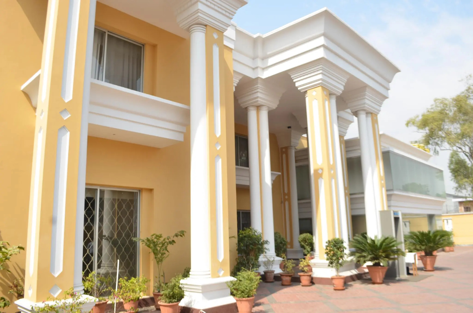 Hotel One Tariq Road Multan